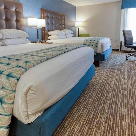 Heritage Inn & Suites St Louis Fenton, Trademark By Wyndham Eksteriør billede