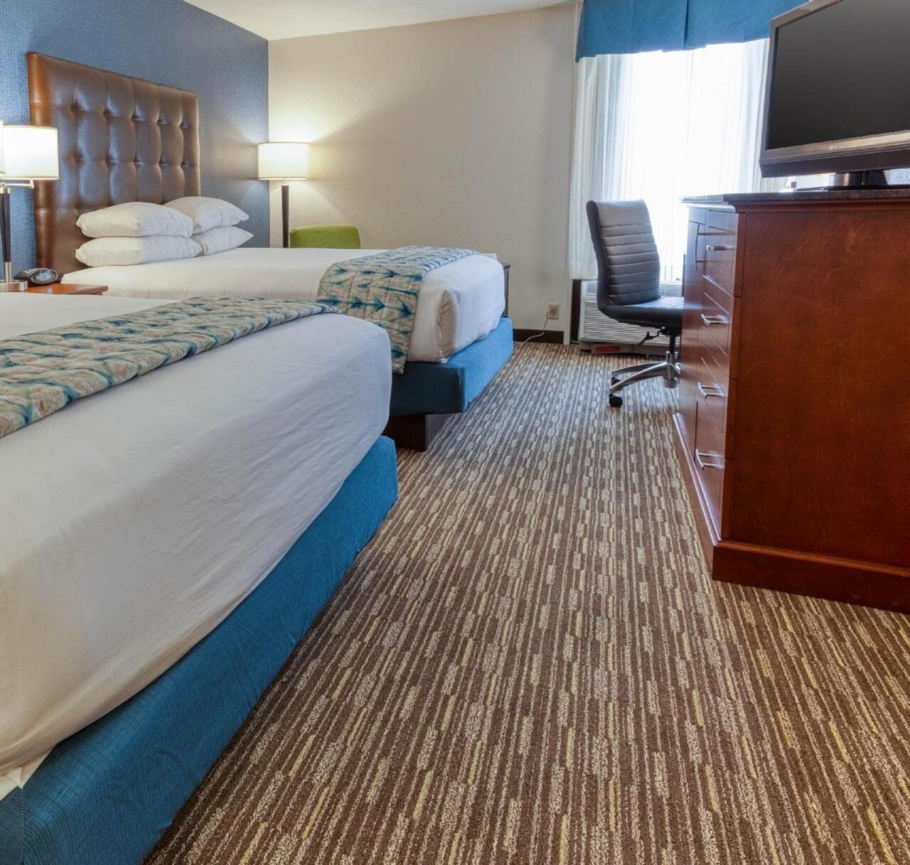 Heritage Inn & Suites St Louis Fenton, Trademark By Wyndham Eksteriør billede