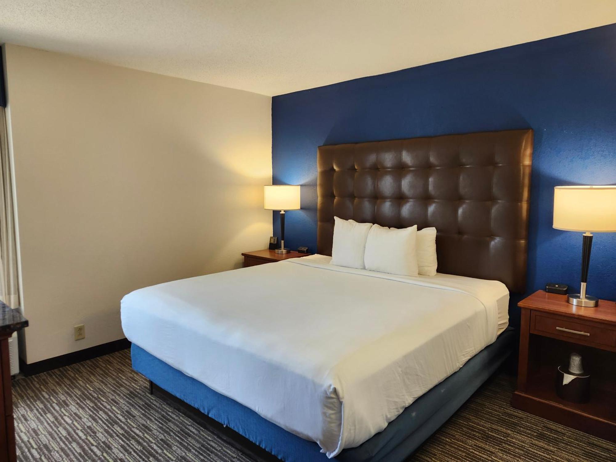 Heritage Inn & Suites St Louis Fenton, Trademark By Wyndham Eksteriør billede